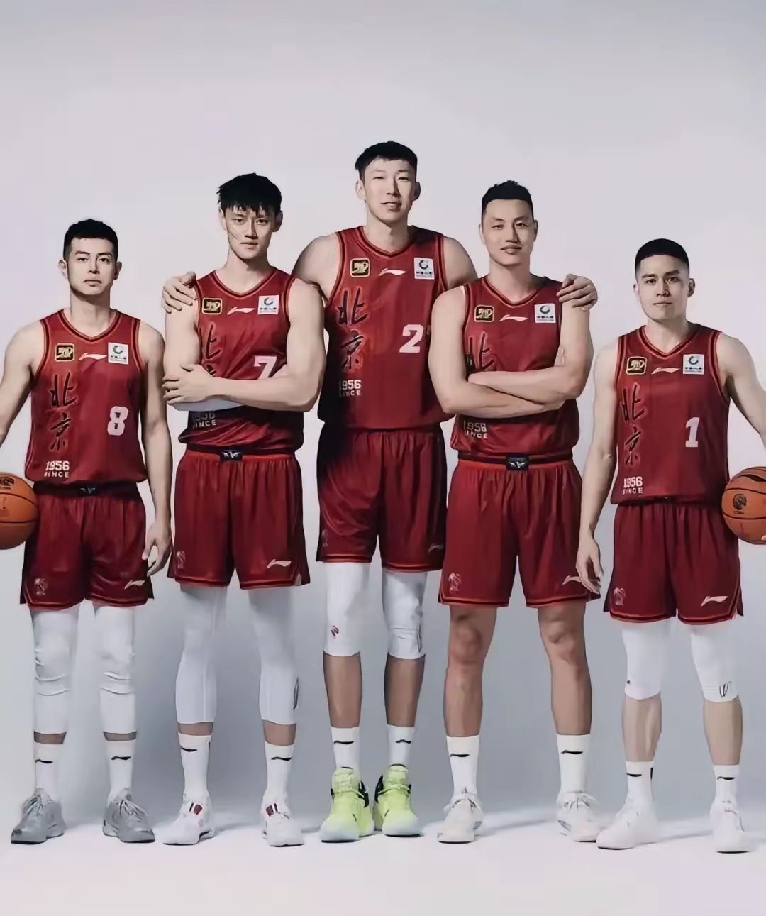 北京首钢在主场以压倒性优势击败江苏队的简单介绍